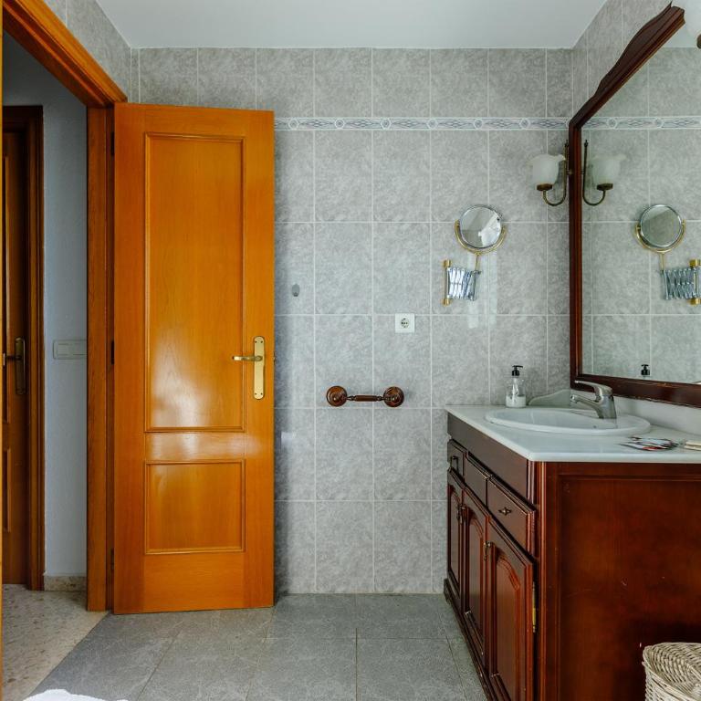 A&N Private Pool Garden Villa with BBQ Torre del Mar - Casa - 66