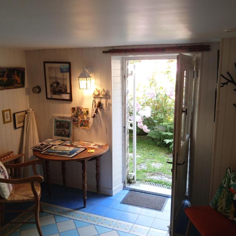 Maison de charme classée 4 étoiles centre ville vannes Garage WIFI - Villa 3 Chambres - 9