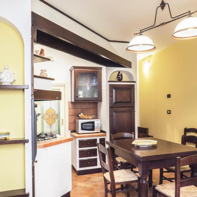 Tina House - Il cortile nel centro storico di Taormina - Maisonette - 15
