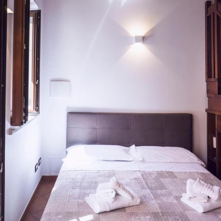 Tina House - Il cortile nel centro storico di Taormina - Maisonette - 19