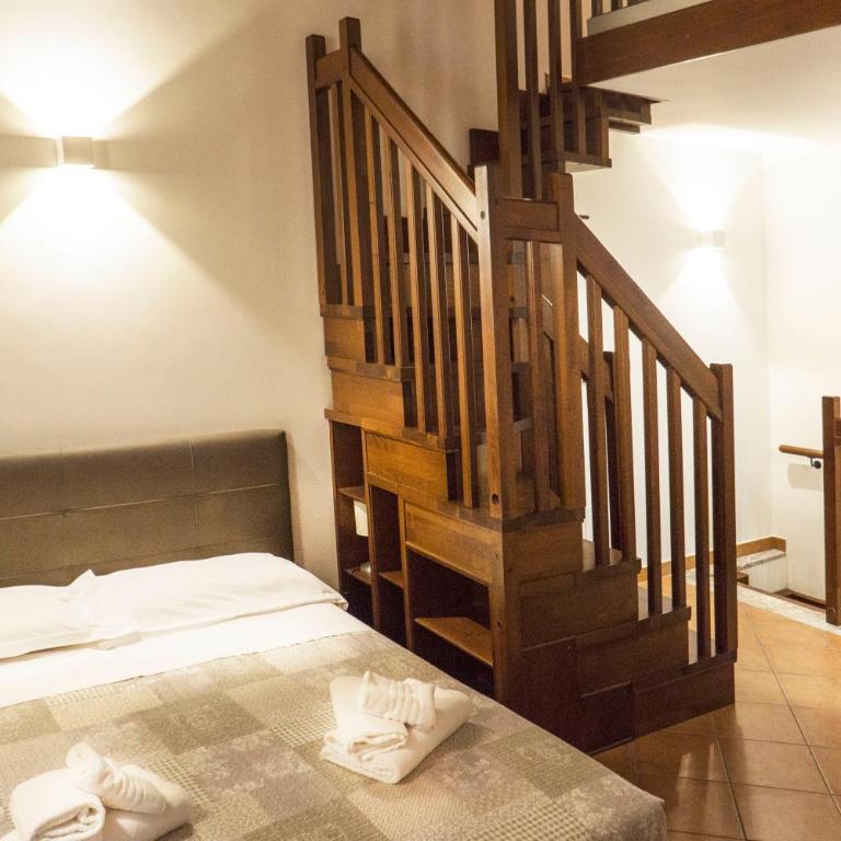 Tina House - Il cortile nel centro storico di Taormina - Maisonette - 27