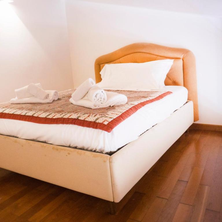 Tina House - Il cortile nel centro storico di Taormina - Maisonette - 29