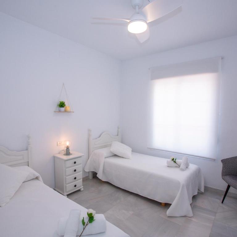 Smart Terrace Beachfront seaviews - Apartment with Sea View - 8