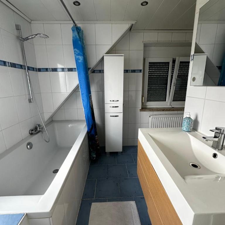 Nette Wohnung in super Lage! - Appartement 2 Pièces - 5
