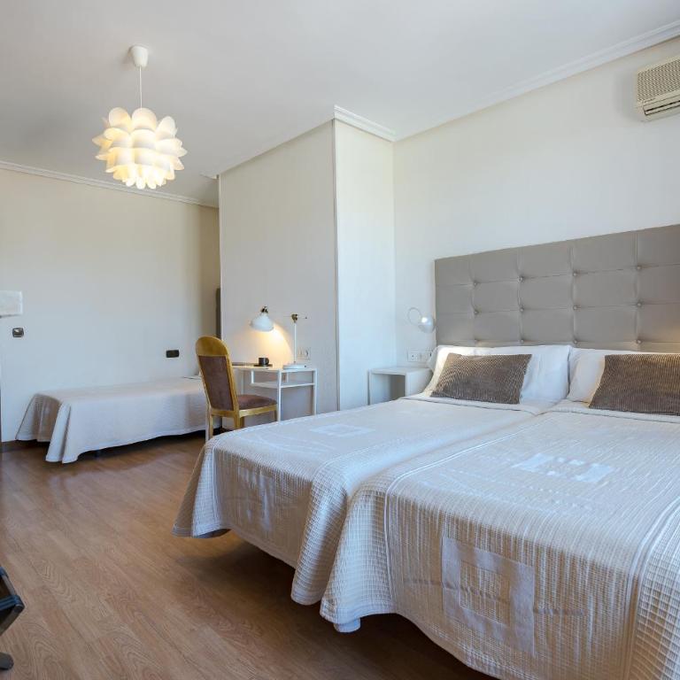 Hotel Salamanca Rio - Habitación Triple con terraza - 4