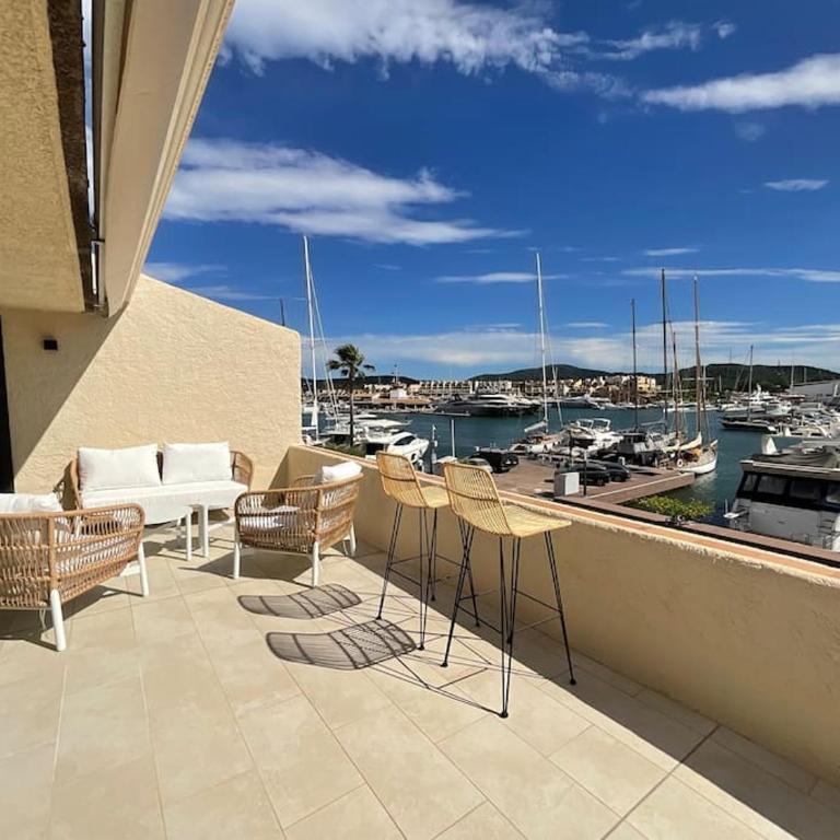 Au cœur d un port by Port Azur Rental - Three-Bedroom Apartment - 29