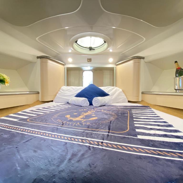 The Valencia Yacht Experience - Studio with Sea View - 12