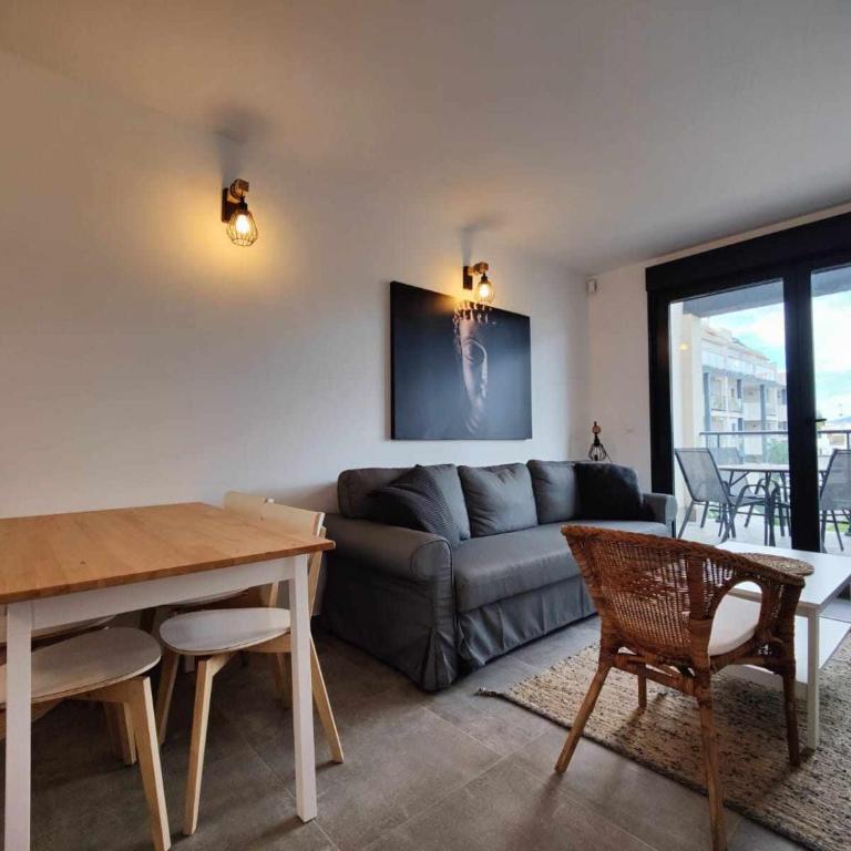 Cozy Zen by Edeal HOMES - One-Bedroom Apartment - 6