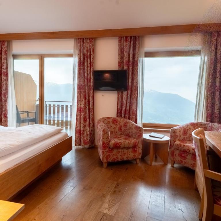 Panoramahotel Watles - Double Room with Balcony - 4