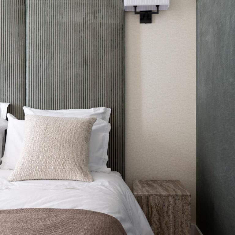 Champs Élysées Montaigne Luxury 2 bedroom - Two-Bedroom Apartment - 14