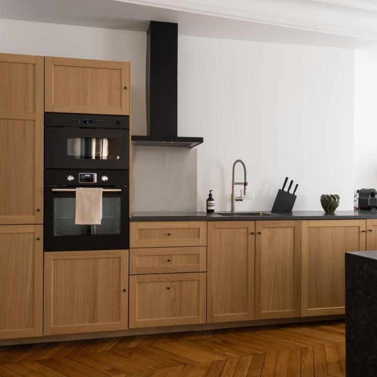 Champs Élysées Montaigne Luxury 2 bedroom - Two-Bedroom Apartment - 10