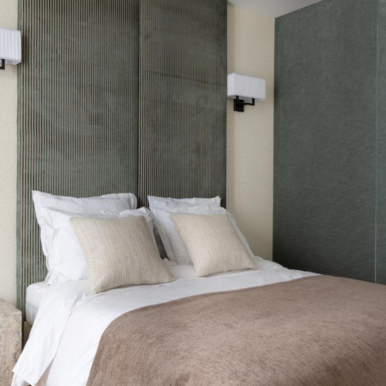 Champs Élysées Montaigne Luxury 2 bedroom - Two-Bedroom Apartment - 13
