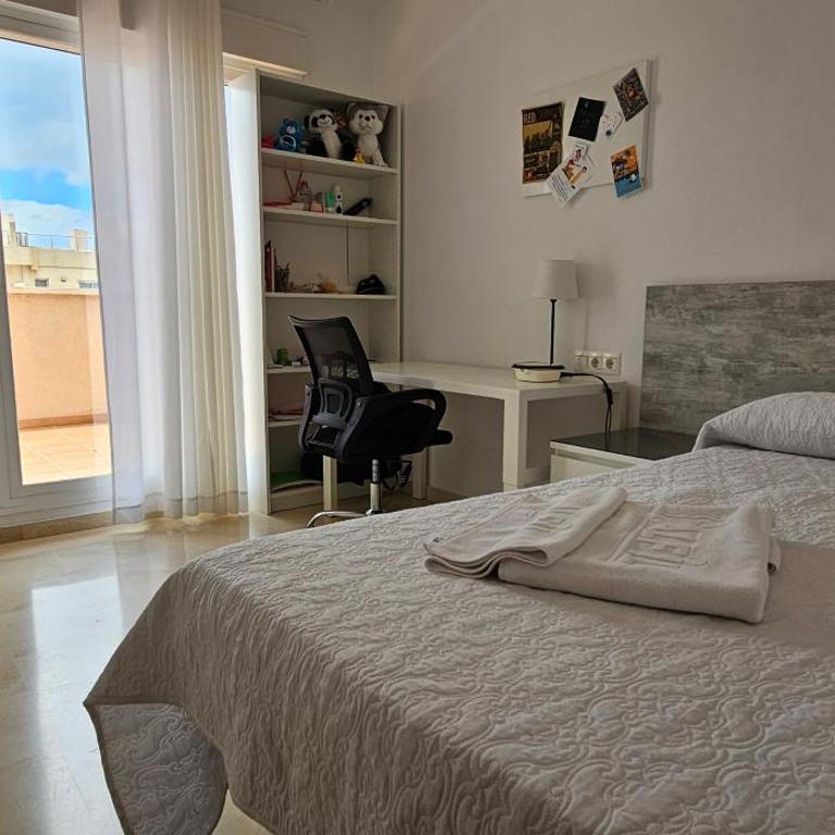 Hostel Residencia Alfil - Apartamento Ático - 30