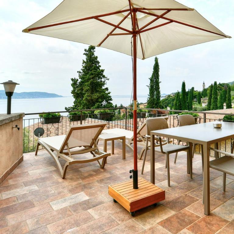 Il sogno sul lago - Camera Matrimoniale con Terrazza - 8