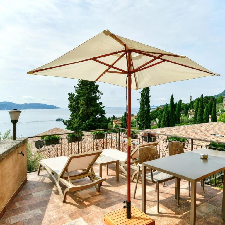 Il sogno sul lago - Camera Matrimoniale con Terrazza - 9