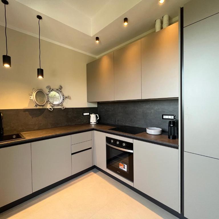 IL MARE BLU - Two-Bedroom Apartment with Jacuzzi and Sauna - 37