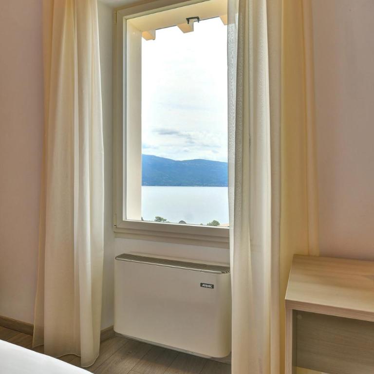 Il sogno sul lago - Camera Matrimoniale con Vista Lago - 4