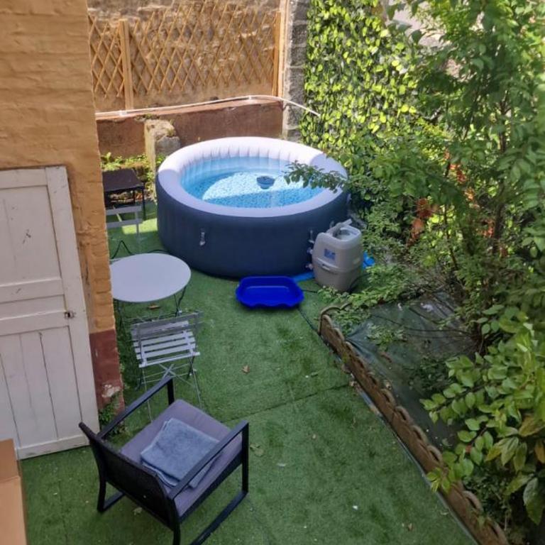 ++++ CENTRAL STUDIO RENOVE 200 m plage et 300 m de la rue piétonne ++++ - Apartamento de 1 dormitorio - 5