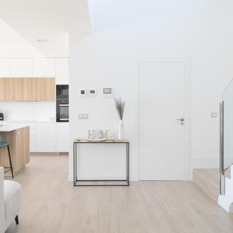 Willa z basenem - Villa - 11