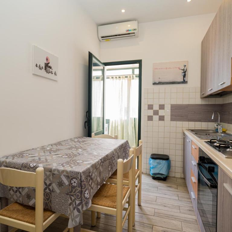 Casa Lana - Three-Bedroom House - 32