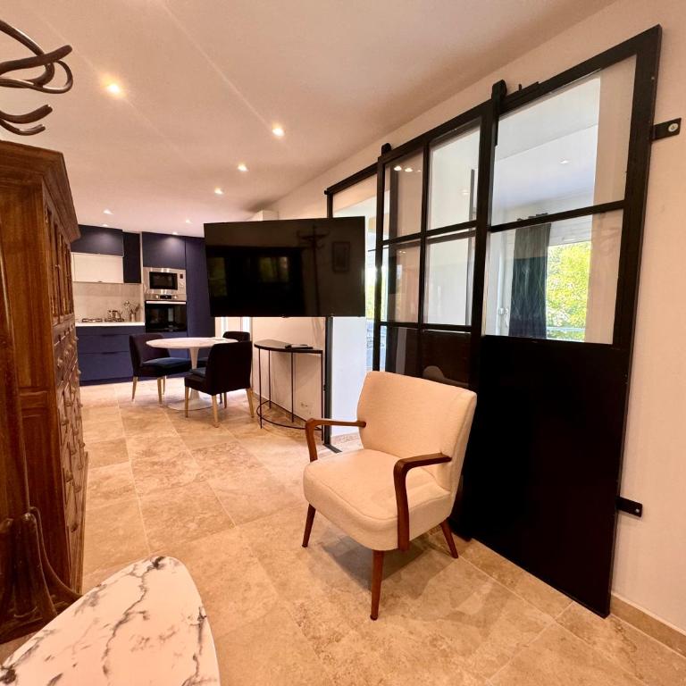 Appartement Le clos des anges - One-Bedroom Apartment - 8