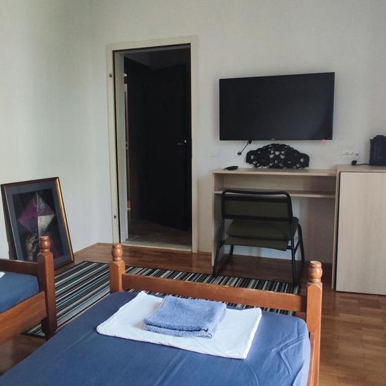 IGOR ROOMS - Twin Room with Garden View - 2