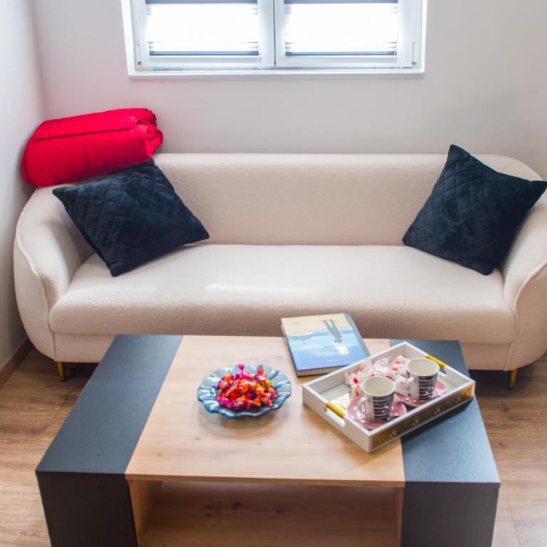 Apollo Apartment - Two-Bedroom Apartment - 12