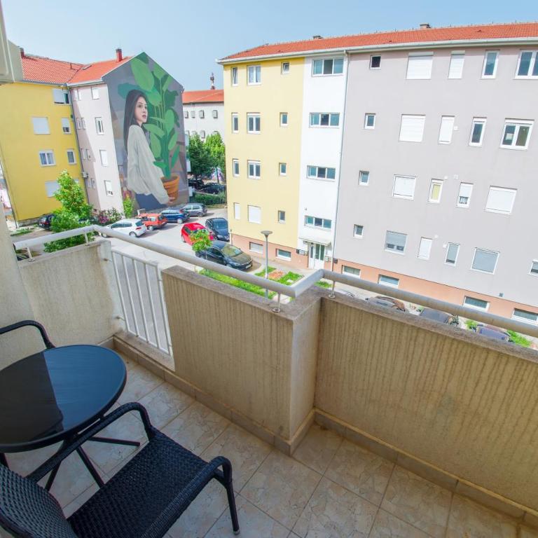 Apollo Apartment - Two-Bedroom Apartment - 13