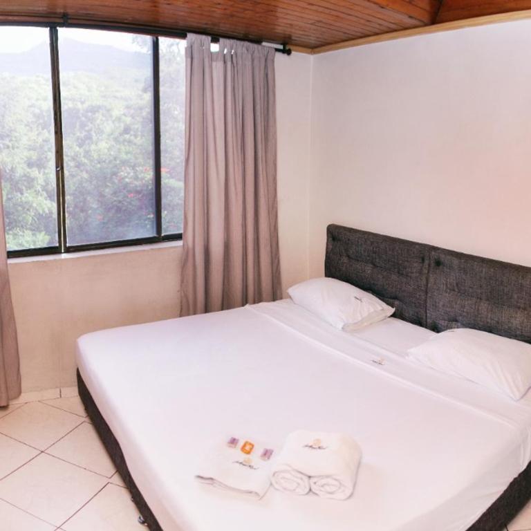 hotel juliana real del fonce - Habitación Doble Estándar con ventilador - 4