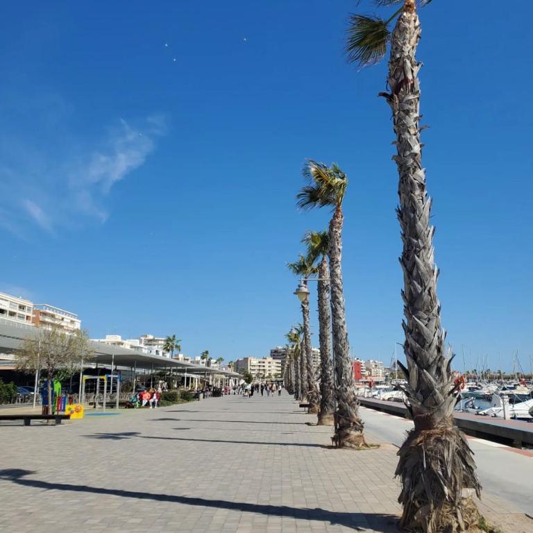 Stylish apartment in Santa Pola - Apartamento de 3 dormitorios - 35