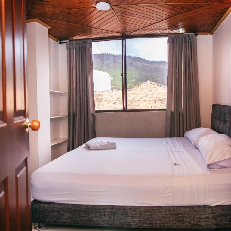 hotel juliana real del fonce - Habitación Doble Estándar con ventilador - 5