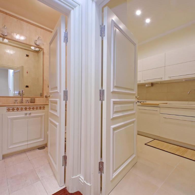 YCH-Bridgerton house a Campo de Fiori - Appartamento con 3 Camere da Letto - 10