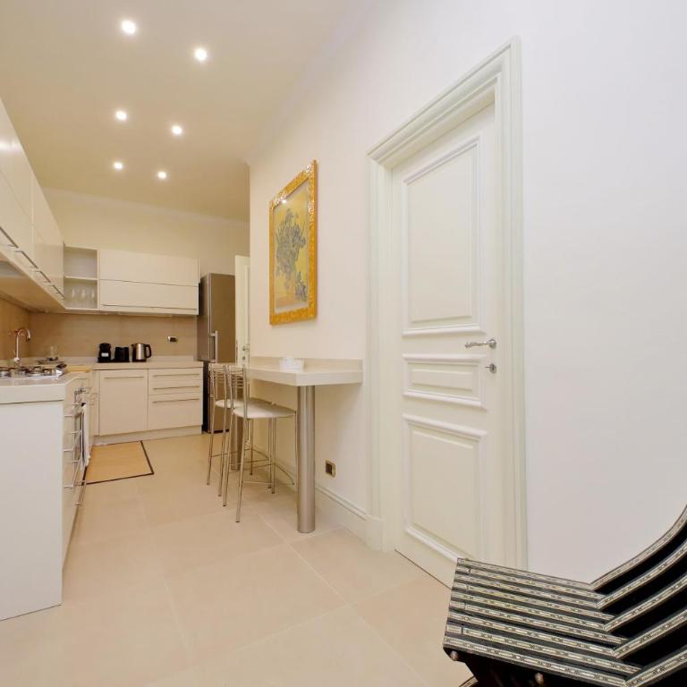 YCH-Bridgerton house a Campo de Fiori - Appartamento con 3 Camere da Letto - 25