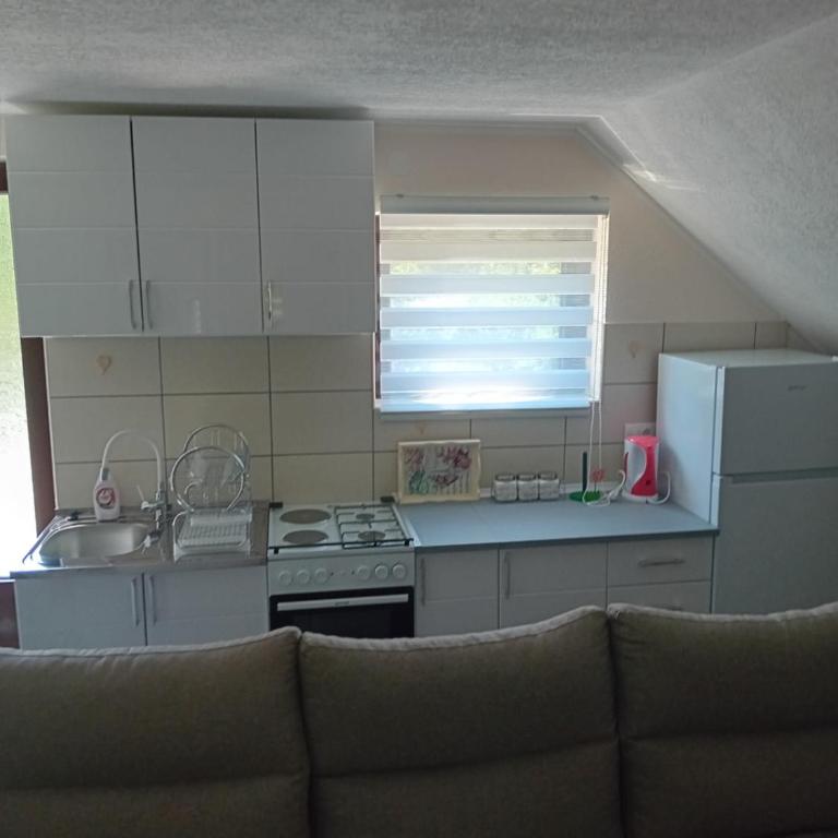 Apartman Anči - Two-Bedroom Apartment - 11