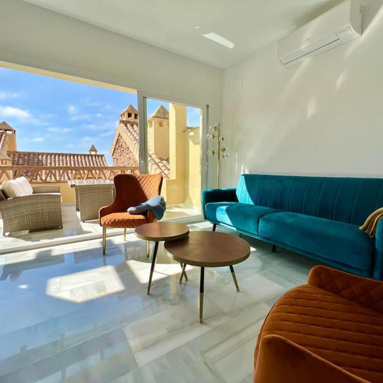 CalaizaBay - Two-Bedroom Apartment - 2