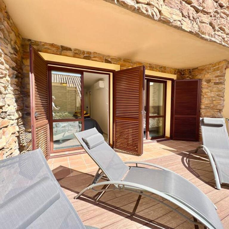 CalaizaBay - Two-Bedroom Apartment - 3