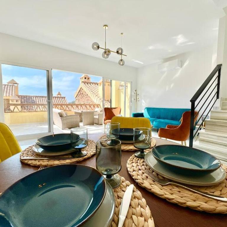 CalaizaBay - Two-Bedroom Apartment - 5