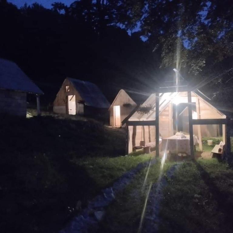 Eko Katun Djurisic - Apartman sa 1 Spavaćom Sobom - 1
