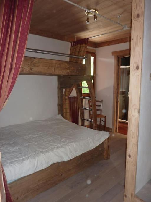 Premier étage d'une ferme rénovée - Appartement 1 Chambre - 16