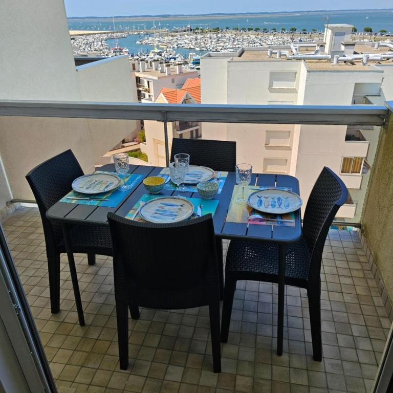 Vue Panoramique sur Bassin,Piscine et terrasse - One-Bedroom Apartment - 2