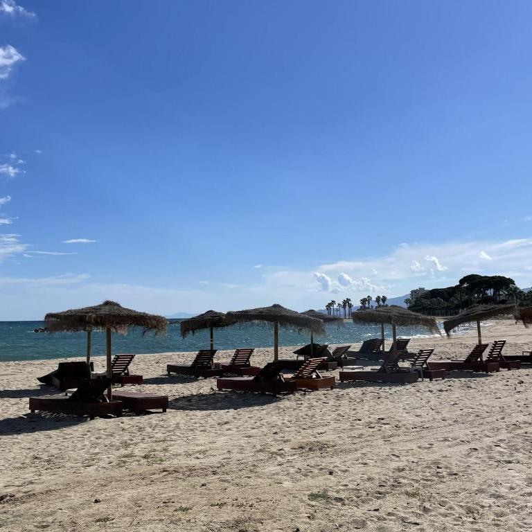 Casa adosada cerca del mar con solárium y patio, ideal para vacaciones en Cambrils - ES-9-173 - Casa - 1