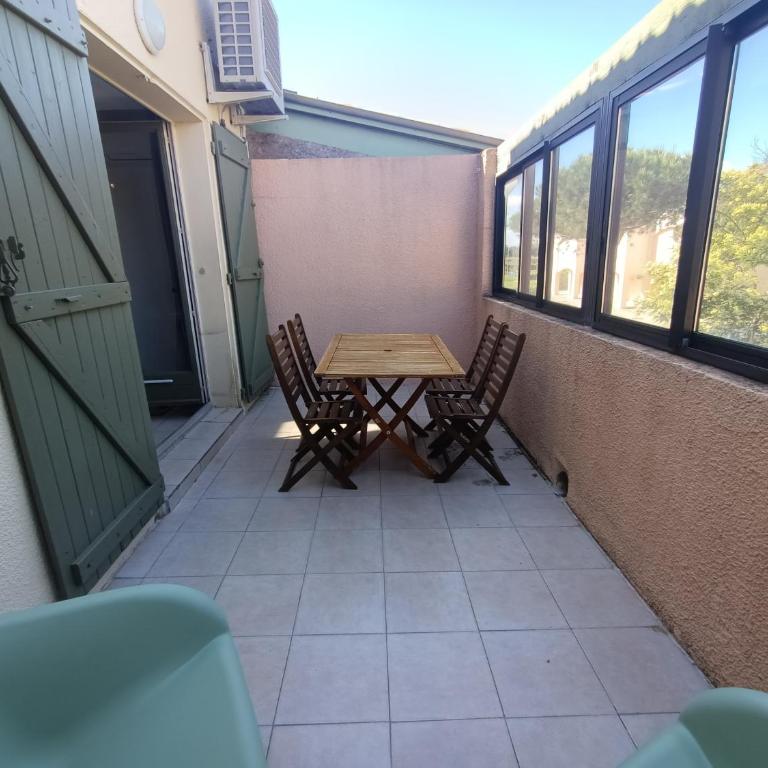 T2 Mezzanine Climatisé avec Terrasse - 5 Pers. Près Plage et Parc des Dosses - Parking Inclus - FR-1-799-17 - Apartment - 9