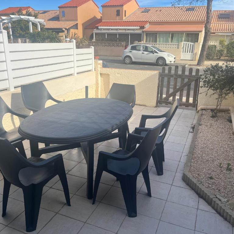 Le Barcarès - Villa T3 Coquette - Résidence Calme - Proche Plage, Port, et Village - Parking Privé - FR-1-799-38 - Villa - 2