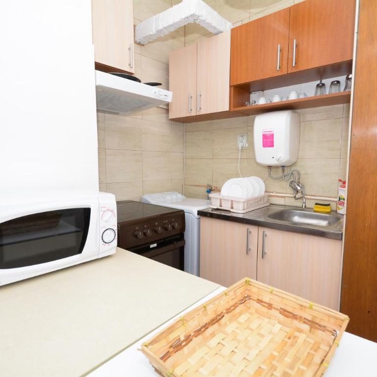 Apartments City Hall - Deluks Apartman - 18