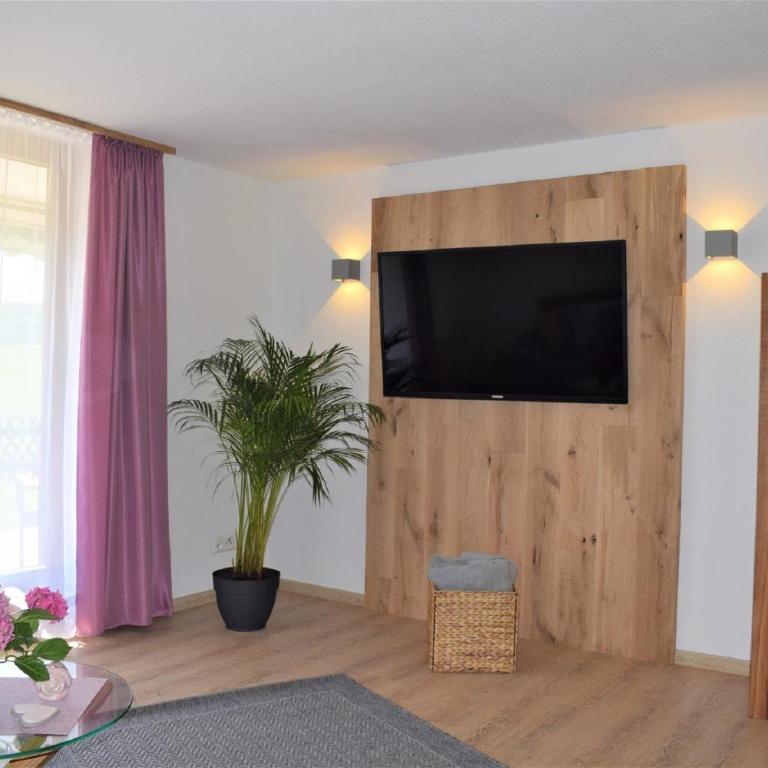 Landhaus Senn - Apartment mit Terrasse - 13