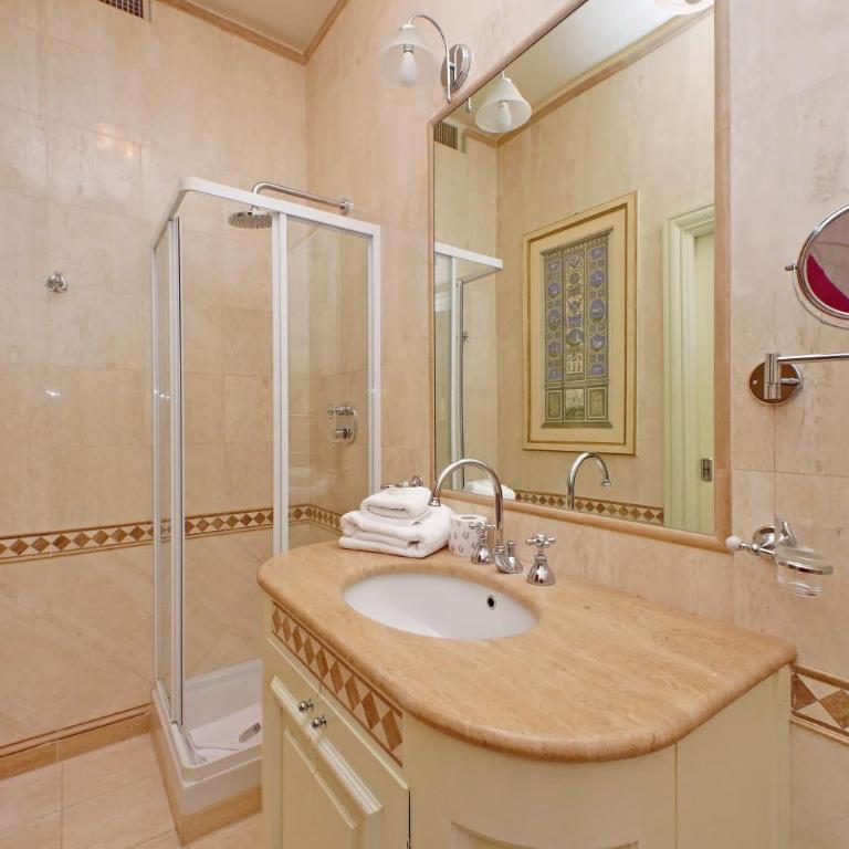 YCH-Bridgerton house a Campo de Fiori - Appartamento con 3 Camere da Letto - 28