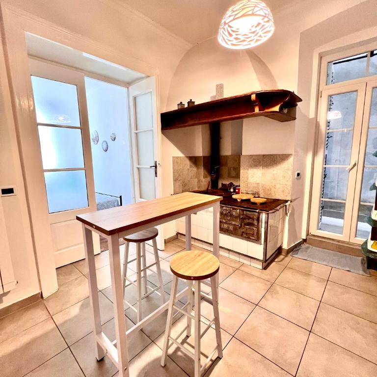 Suite Mitteleuropa private parking - Appartamento con 3 Camere da Letto - 9