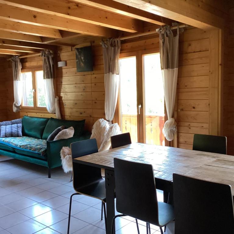 Entre Lac et Pistes de Ski - Chalet - 35