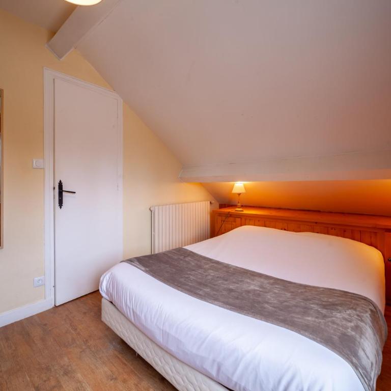 Auberge des Montauds - Hôtel & Restaurant - Chambre Double - Mansardée - 3