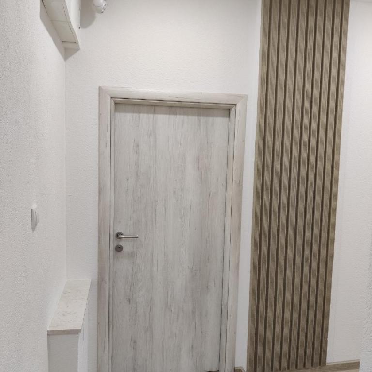 Apartmani Uroš Studio Trebinje - Deluks Studio sa Bračnim Krevetom (King-size) - 7